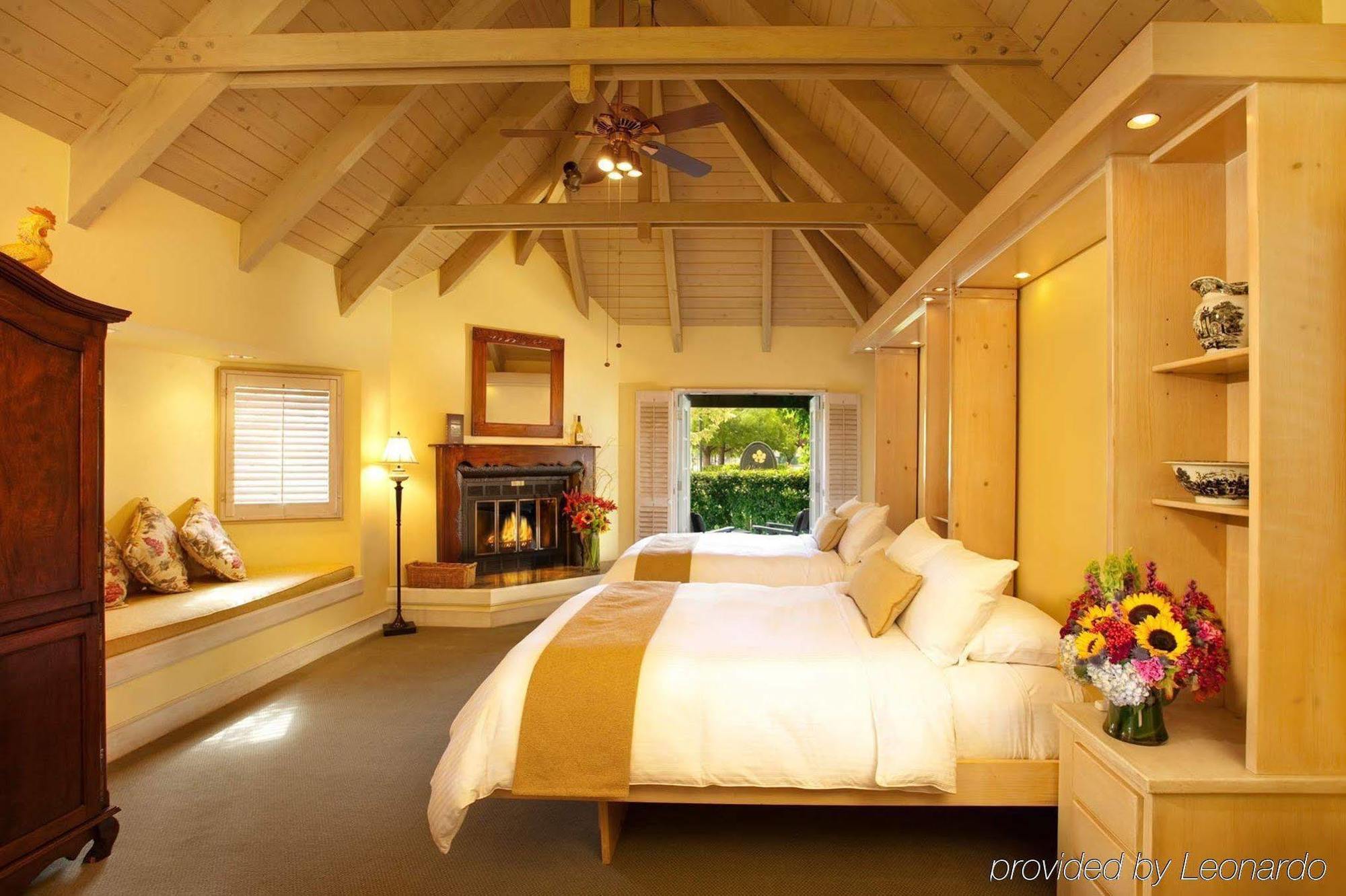 Vintage House At The Estate Yountville Room photo